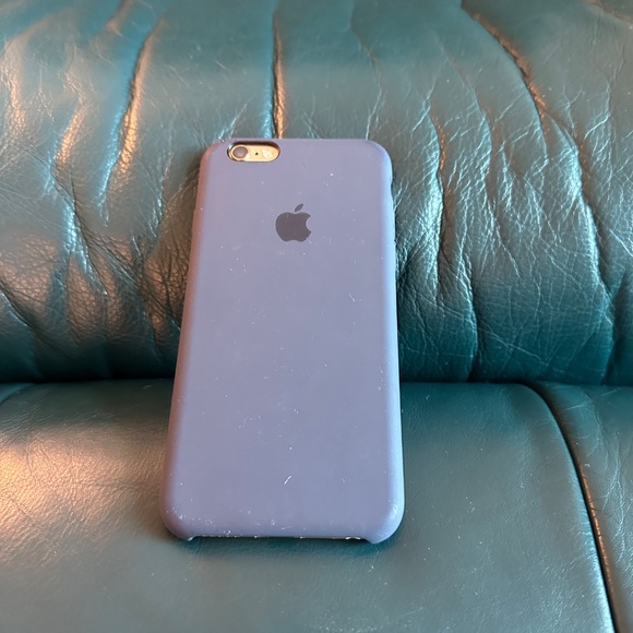 iPhone 6s - Picture 3 of 10